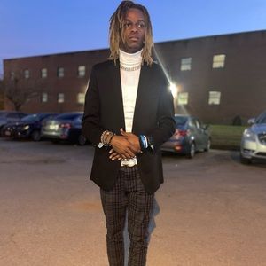 Meet your Posher, Eric